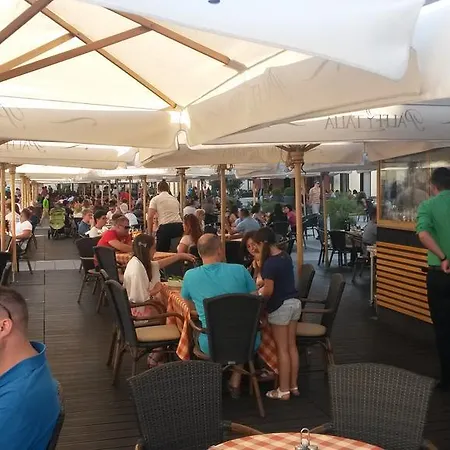 شقة Gyorapartman2 *